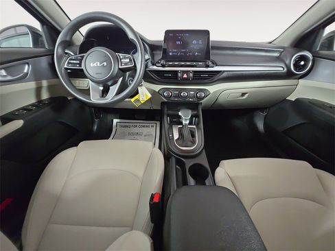 Used 2023 Kia Forte LXS w/ LXS Technology Package image 10