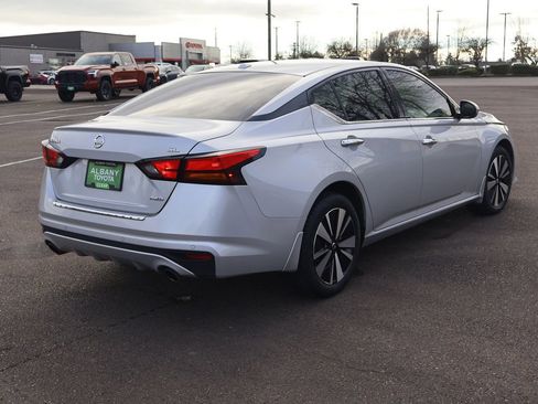 Used 2021 Nissan Altima 2.5 SL image 8
