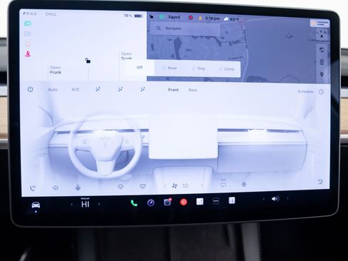 Used 2022 Tesla Model Y Long Range image 23