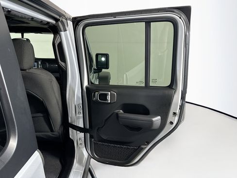 Used 2023 Jeep Wrangler Unlimited Sport image 30