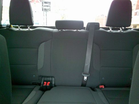 Used 2023 GMC Sierra 1500 Elevation image 19