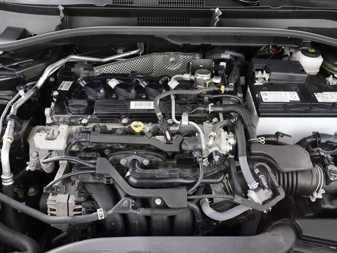 Used 2023 Toyota Corolla Cross LE FWD image 18