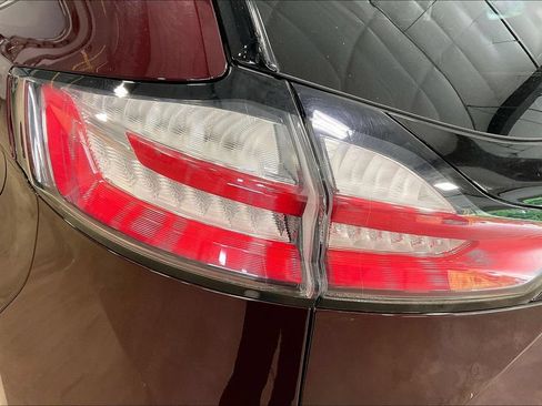 Used 2020 Ford Edge SEL w/ Convenience Package AWD/4WD image 24