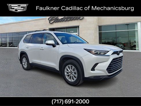 Used 2024 Toyota Grand Highlander XLE image 1