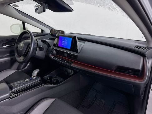 Used 2024 Toyota Prius Prime image 34