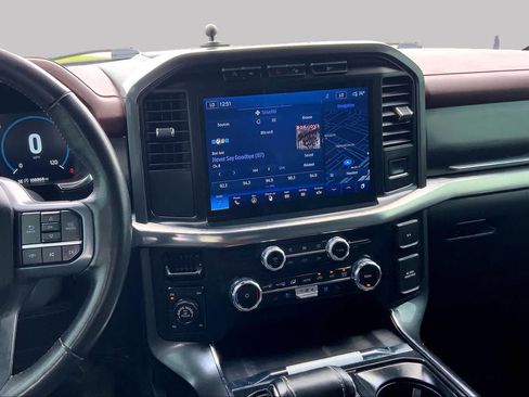 Used 2023 Ford F150 Lariat AWD/4WD image 7
