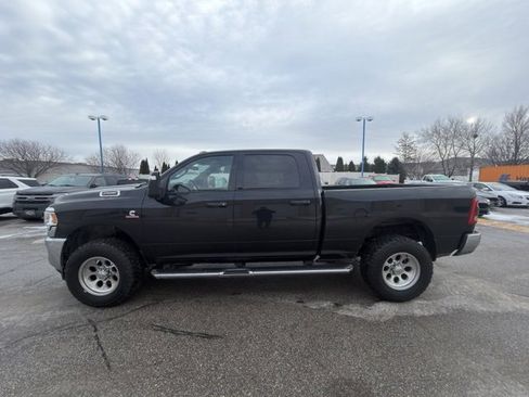 Used 2023 RAM 2500 Tradesman w/ Towing Technology Group image 3