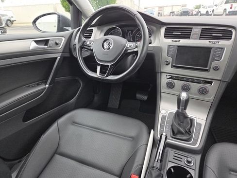 Used 2017 Volkswagen Golf Wolfsburg Edition FWD image 29