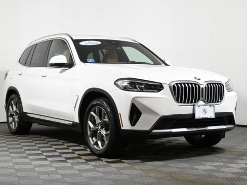 Certified 2024 BMW X3 xDrive30i w/ Premium Package image 9