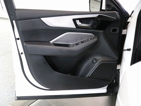 Used 2023 Acura MDX Technology image 13