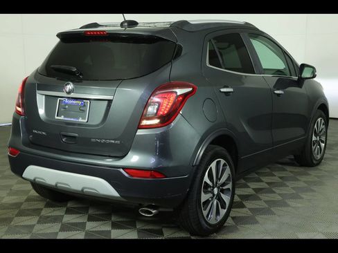 Used 2018 Buick Encore Essence FWD image 15
