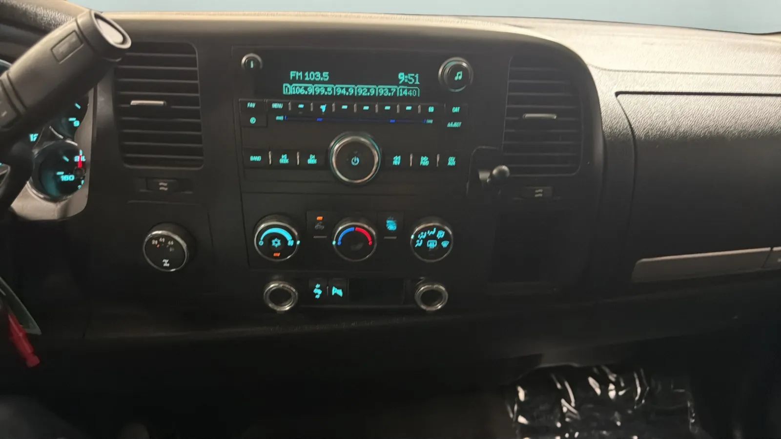 Used 2008 GMC Sierra 2500 SLE w/ Convenience Package AWD/4WD image 13