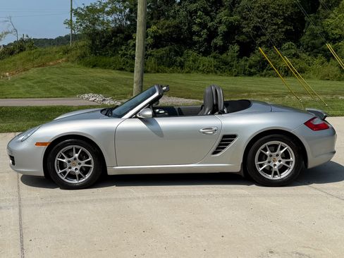 Used 2008 Porsche Boxster RWD image 8