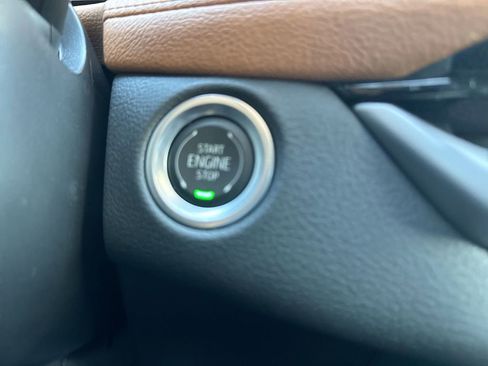 Used 2025 Cadillac XT4 Sport image 21