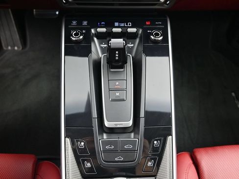 Certified 2021 Porsche 911 Turbo S AWD/4WD image 18