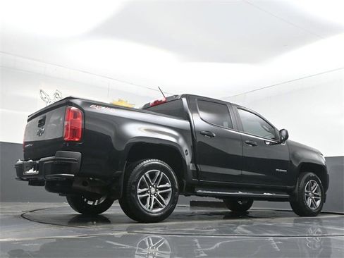 Used 2019 Chevrolet Colorado W/T w/ Custom Special Edition image 31
