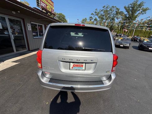 Used 2019 Dodge Grand Caravan GT image 6