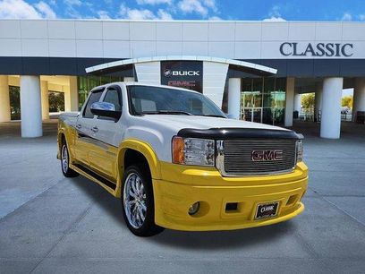Used 2009 GMC Sierra 1500 SLE w/ Convenience Package