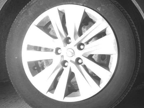 Used 2025 Nissan Sentra S FWD image 13