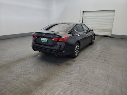 Used 2021 Nissan Altima 2.5 SV w/ SV Premium Package FWD image 9