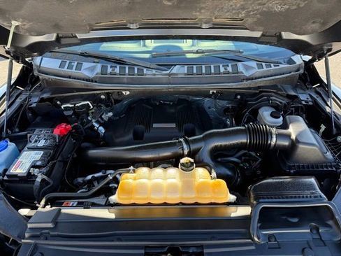 Certified 2018 Ford F150 Raptor w/ Equipment Group 801A Mid image 14