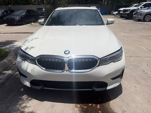 Used 2022 BMW 330i Sedan w/ Driving Assistance Package RWD image 1