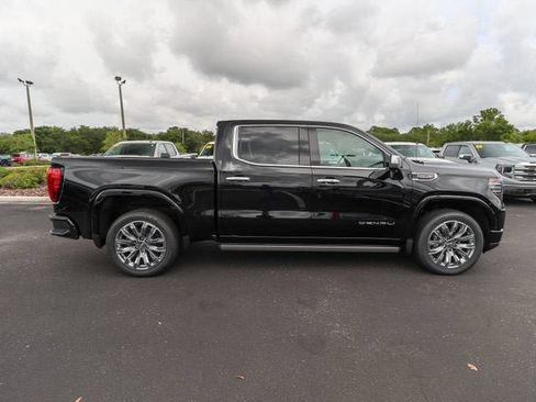 New 2026 GMC Sierra 1500 Denali w/ Denali Reserve Package AWD/4WD image 11