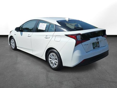 Used 2022 Toyota Prius LE FWD image 8