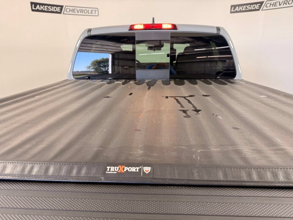 Used 2023 Nissan Frontier PRO-4X w/ Technology Package AWD/4WD image 12