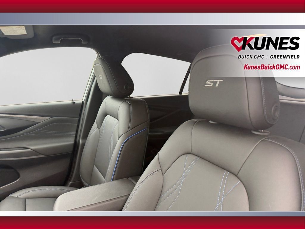 New 2026 Buick Envista Sport Touring w/ Convenience I Package FWD image 21