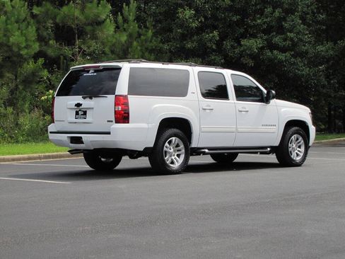 Used 2012 Chevrolet Suburban LT w/ Suspension Package, Off-Road AWD/4WD image 6