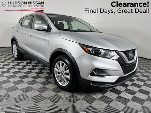Used 2020 Nissan Rogue Sport S w/ Appearance Package FWD image 1