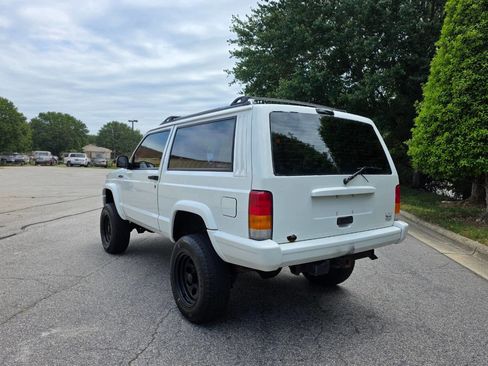 Used 2001 Jeep Cherokee Sport AWD/4WD image 3