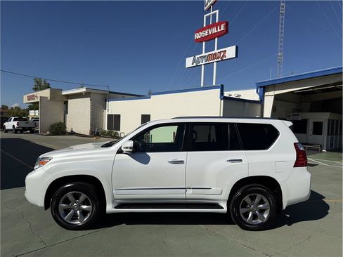 Used 2012 Lexus GX 460 Premium AWD/4WD image 9