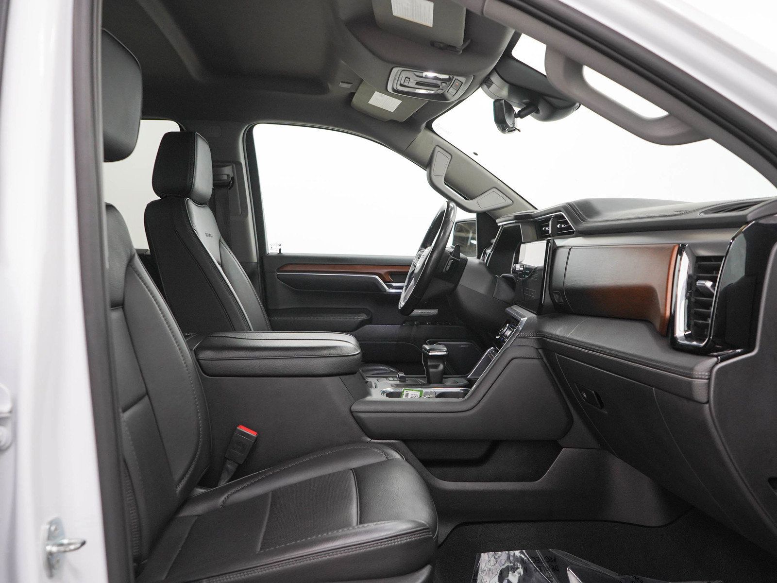 Used 2023 GMC Sierra 1500 Denali w/ Technology Package AWD/4WD image 13