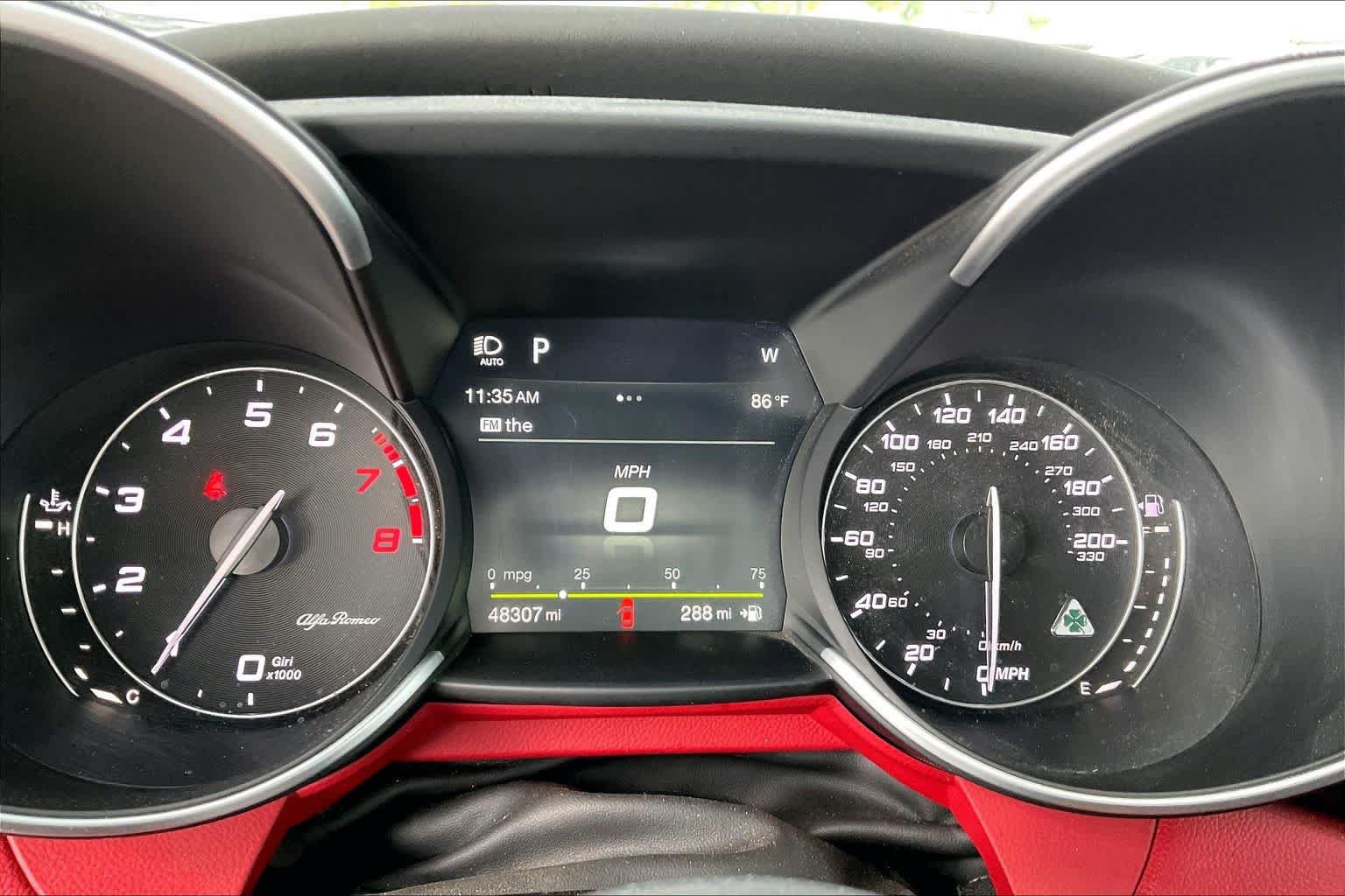 Used 2018 Alfa Romeo Giulia Quadrifoglio w/ Driver Assist Dynamic Package RWD image 26