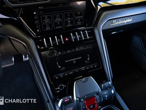 Used 2024 Lamborghini Urus S image 26