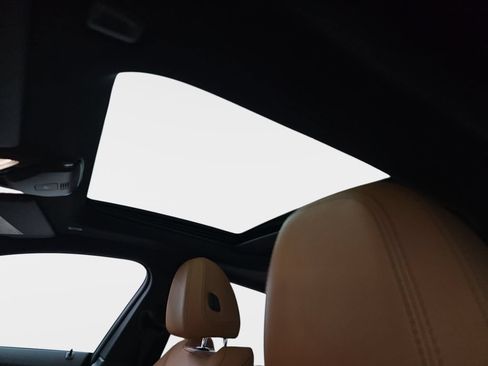 Used 2023 BMW i4 eDrive35 w/ Premium Package RWD image 31