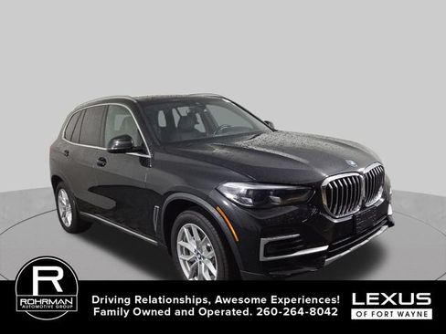 Used 2023 BMW X5 xDrive40i w/ Premium Package AWD/4WD image 5