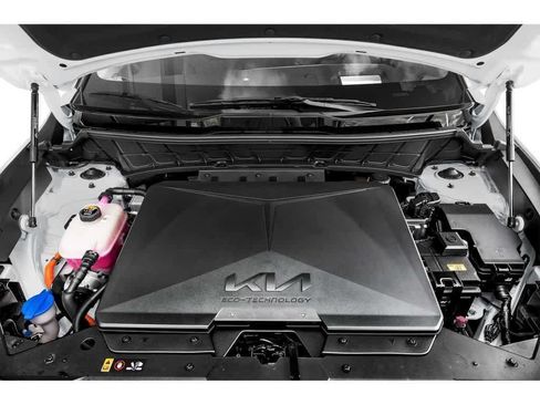 New 2026 Kia Niro Wave w/ Wave Preserve Package FWD image 12
