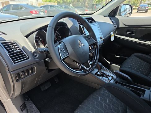 New 2026 Mitsubishi Outlander Sport LE AWD/4WD image 11
