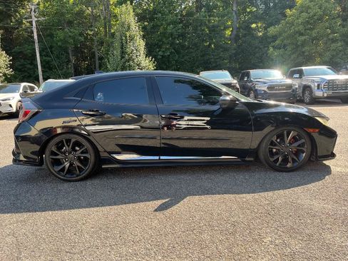 Used 2018 Honda Civic Sport Touring image 7