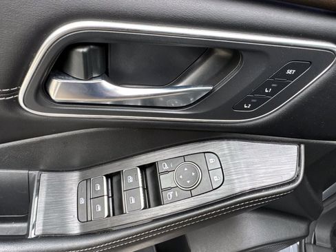 Used 2023 Nissan Rogue Platinum w/ Platinum Premium Package image 8