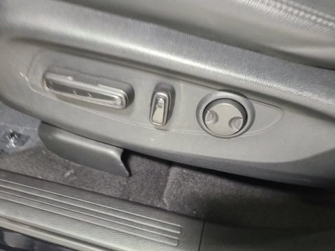 Used 2024 Honda CR-V EX-L image 20