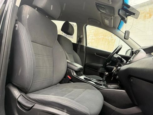 Used 2018 Kia Sorento LX image 15