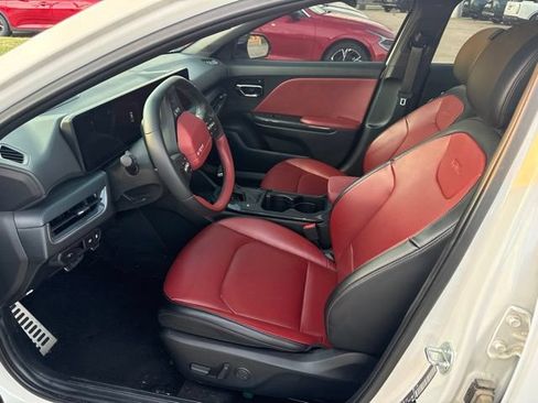 Certified 2025 Kia K4 GT-Line Turbo FWD image 11