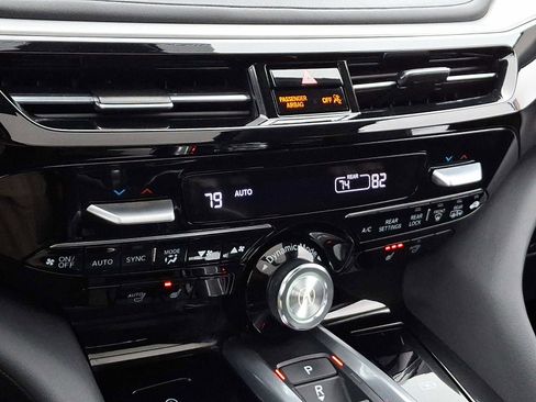 Certified 2023 Acura MDX SH-AWD w/ Technology Package image 17