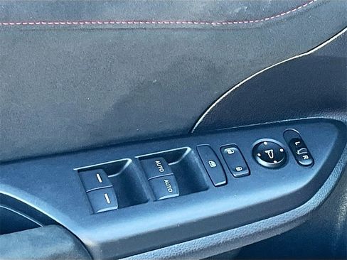 Used 2019 Honda Civic Type R image 18