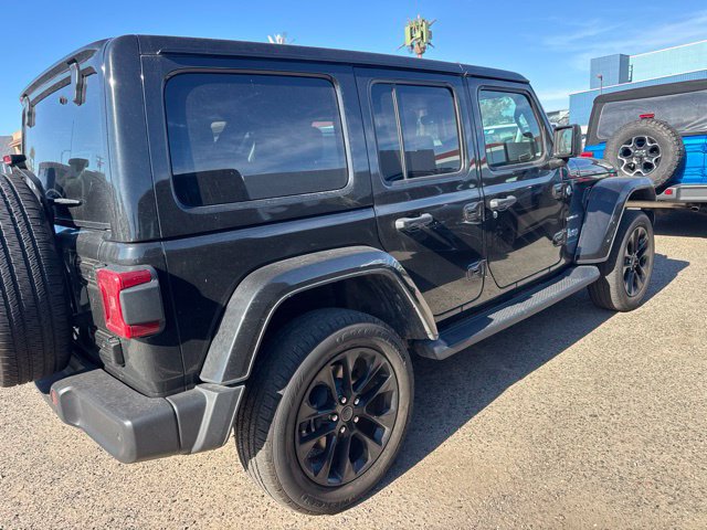 Used 2024 Jeep Wrangler Unlimited Sahara w/ Technology Group AWD/4WD image 5