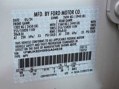 Used 2025 Ford Explorer Active w/ Active Comfort Package image 33